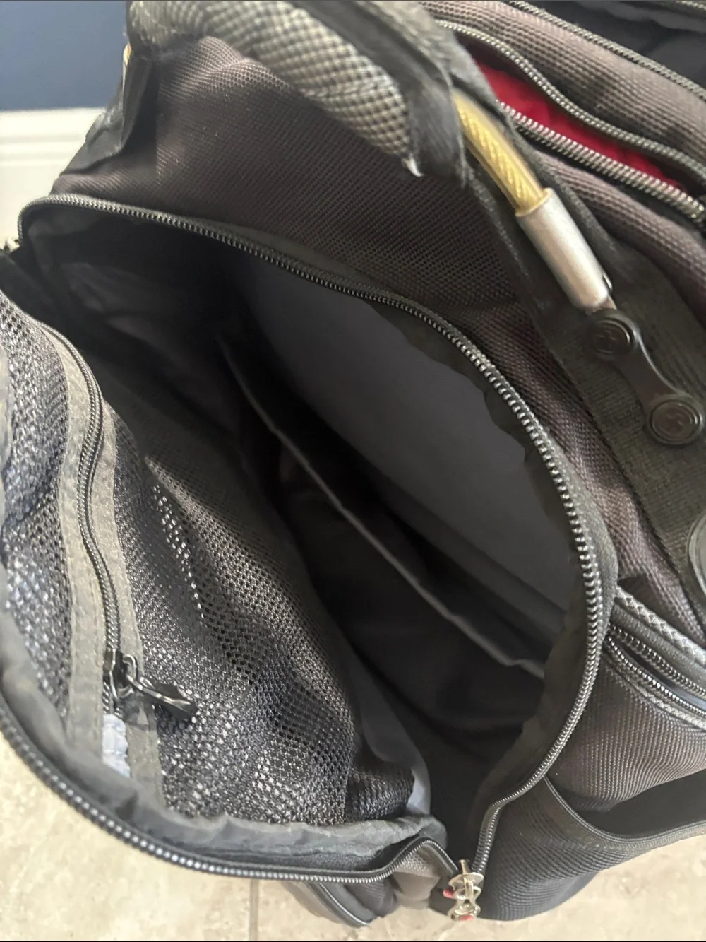 Swiss-Style Black and Gray Men's Backpack with Front Organizer